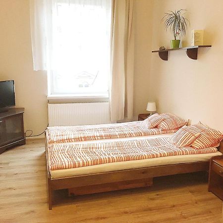 Pokoje Stare Miasto Apartment Krakow Luaran gambar